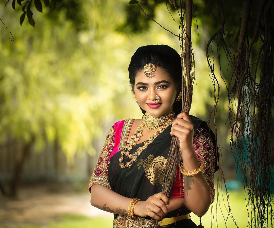 Actress shalu shammu photos