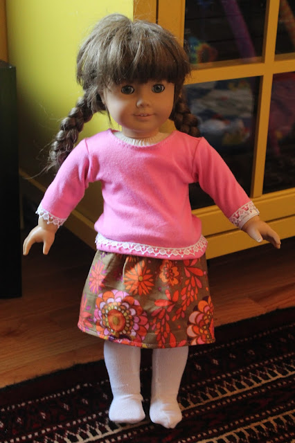 List of free patterns for American Girl doll clothes.