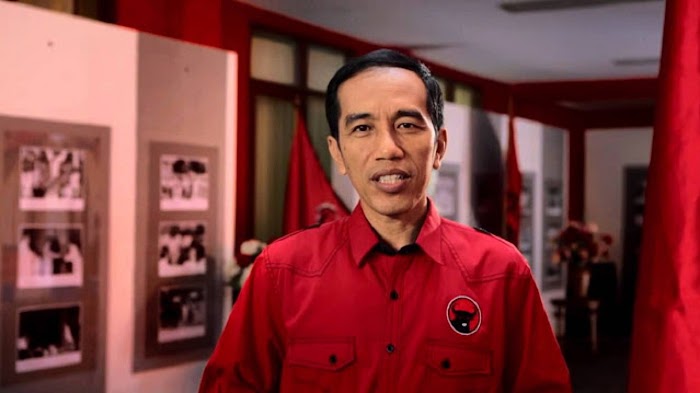 Asyari Usman: PDIP Sedang Mengigau Tentang Jokowi
