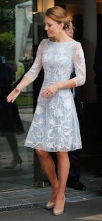 rochie-din-dantela-3