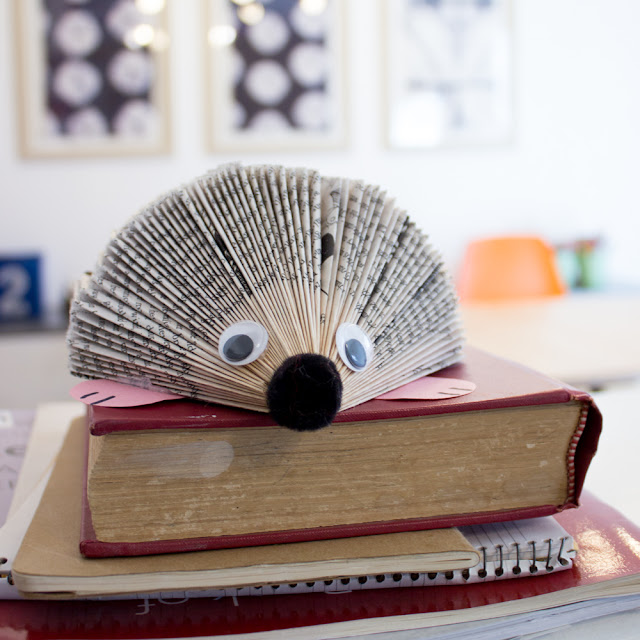 Easy Book Folding Art Craft- How to Make An Adorable Hedgehog out of paper books, a fun DIY book animal craft