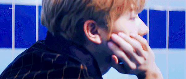 최대 리즈찍고 시작부터 비주얼 폭격하는 남돌.jpgif | 인스티즈