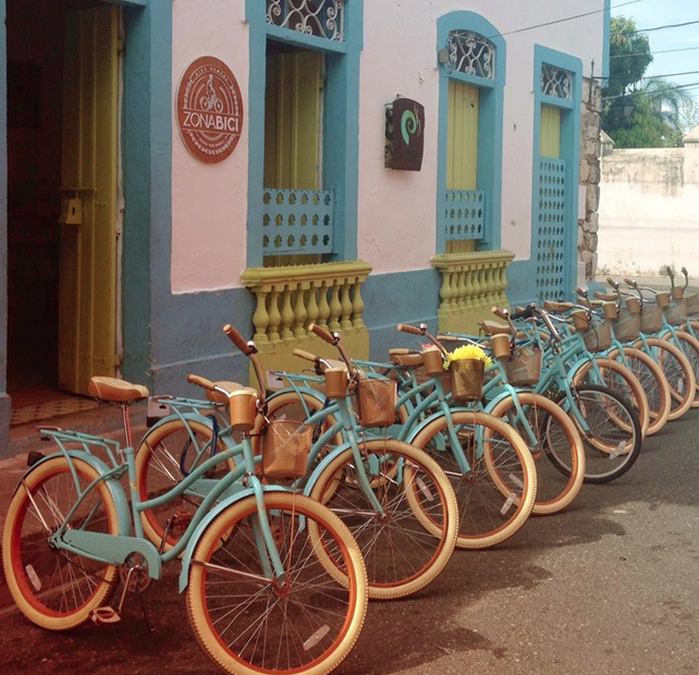 Alquiler de bicicletas para hacer turismo en la Zona Colonial Alquiler de bicicletas para hacer turismo en la Zona Colonial