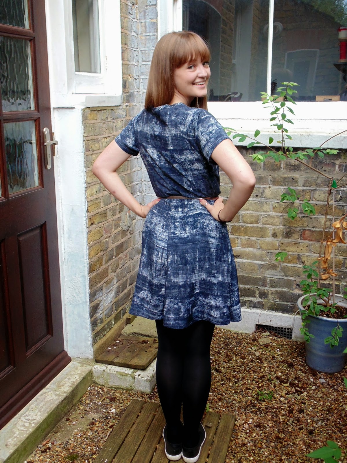 Diary of a Chain Stitcher : Selfish Sewing Week - Monochrome Clover Dress