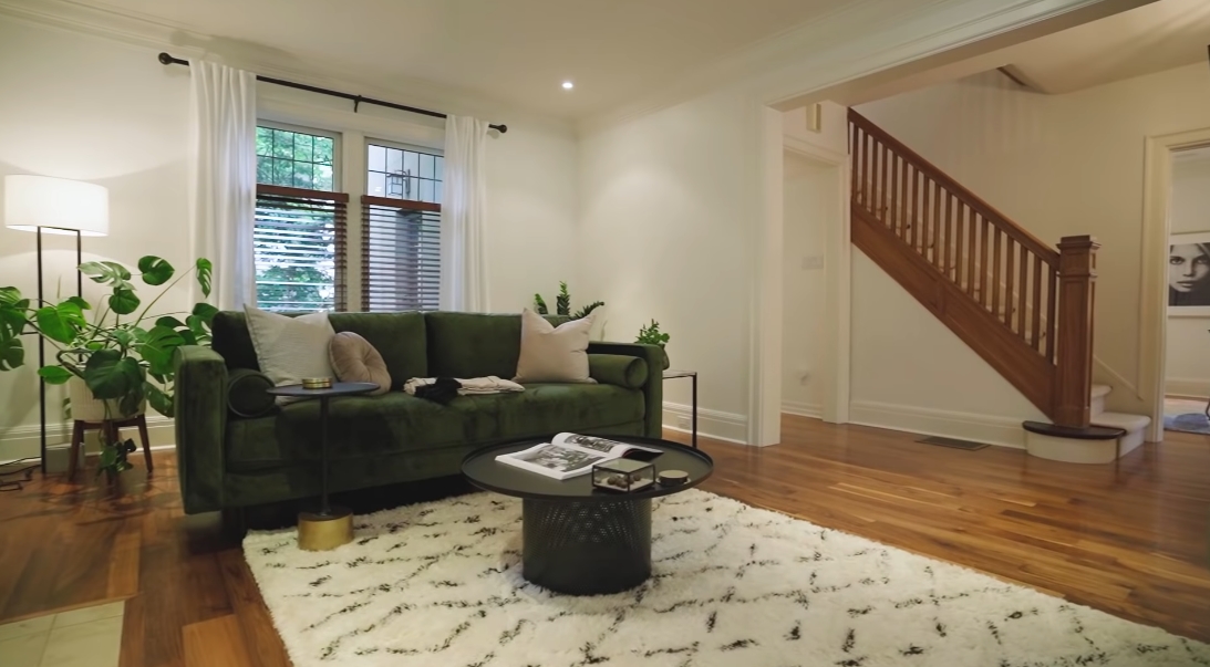 26 Interior Design Photos vs. 44 Old Bridle Path, Toronto Luxury Home Tour