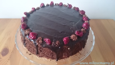 tort czekoladowy z mascarpone