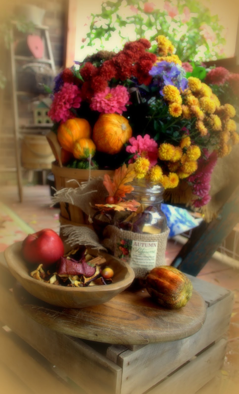 Quaker Hill Farm Autumn PotpourriThe wonderful Scent of Fall