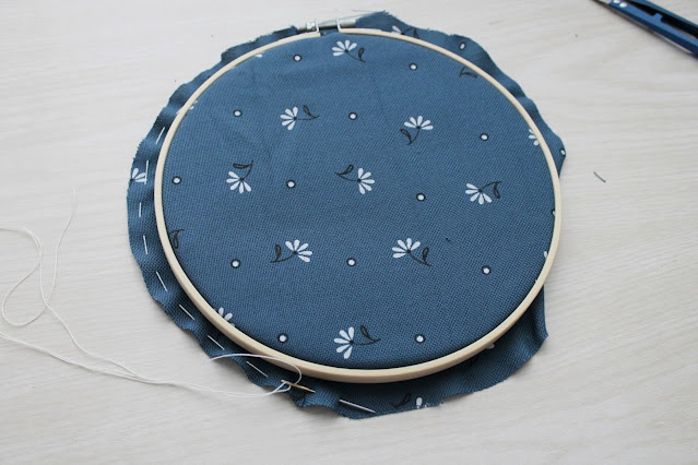 pin-board-con-telaio-e-sughero-filza