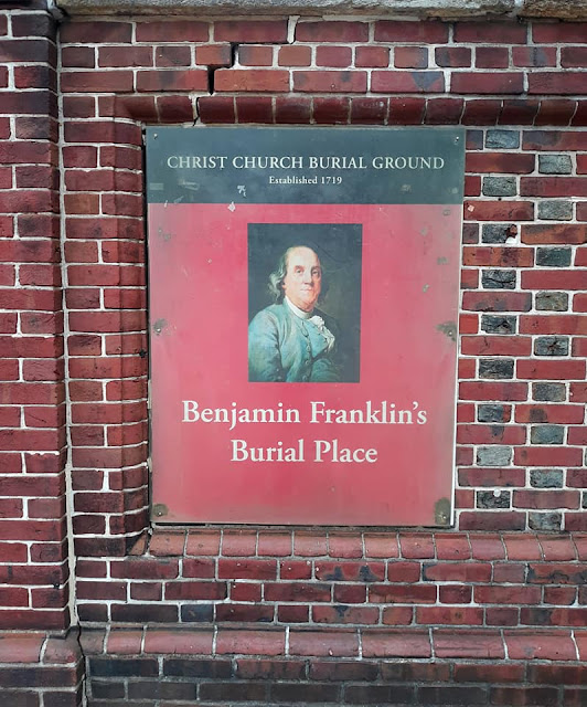 Benjamin Franklin gravesite. Christ Church Burial Ground. Philadelphia, Pennsylvania