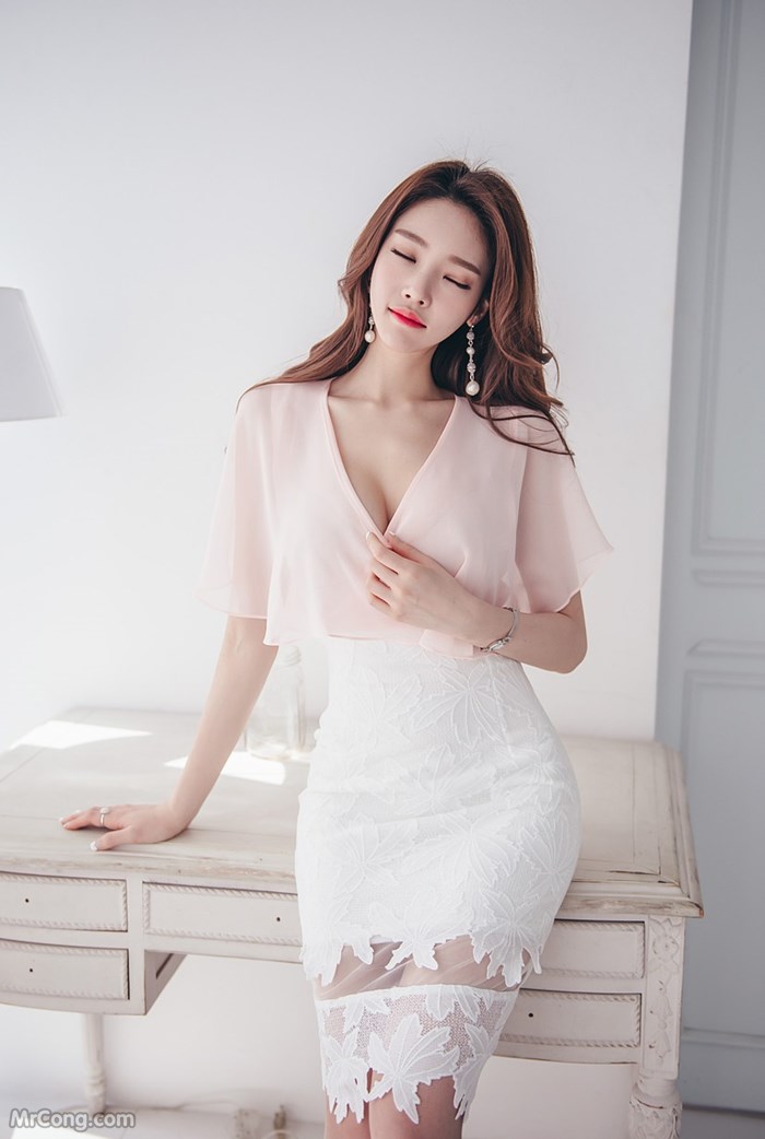 Beautiful Park Jung Yoon in the April 2017 fashion photo album (629 photos) photo 12-5