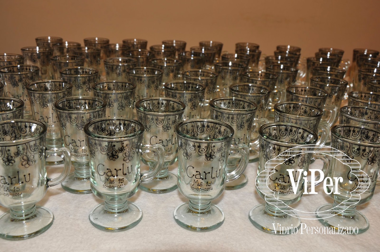 VIDRIO PERSONALIZADO Y DECORADO VASOS ORIGINALES JARRITOS DE VIDRIO