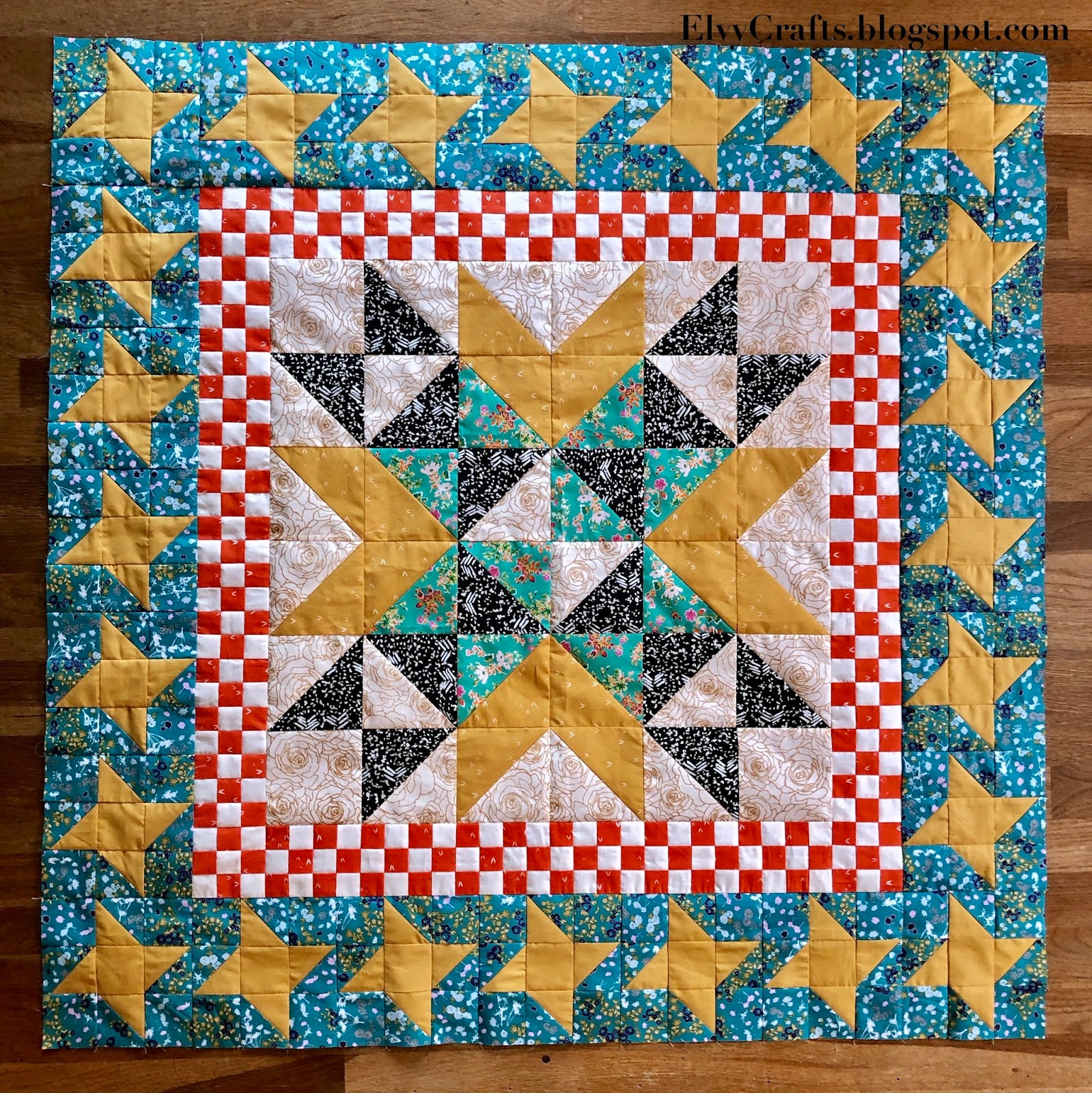 Elvy Crafts: Round 2, Medallion Quilt: Friendship Star Border