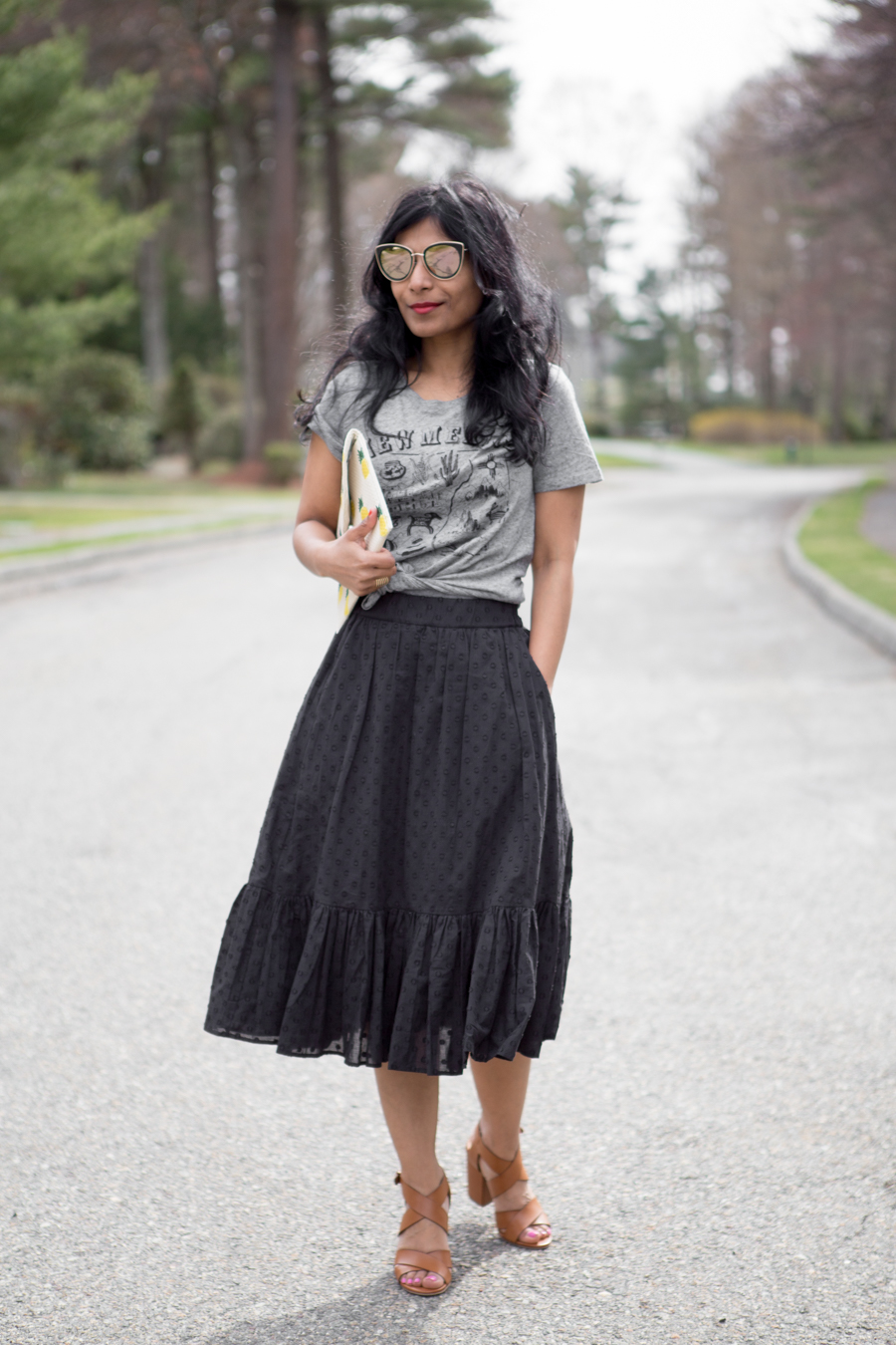 FLOUNCY SKIRT AND KNOTTED TEE | Petite 