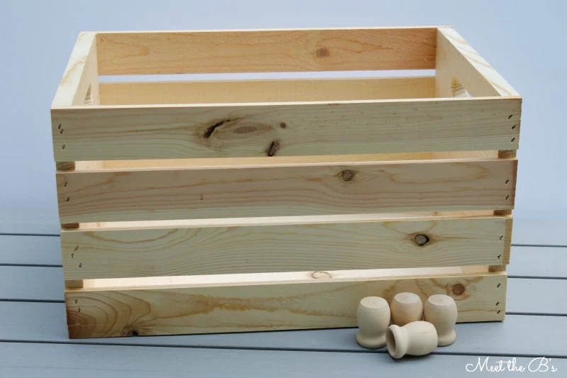 DIY Wooden Crate Pet Bed | Meet the B's