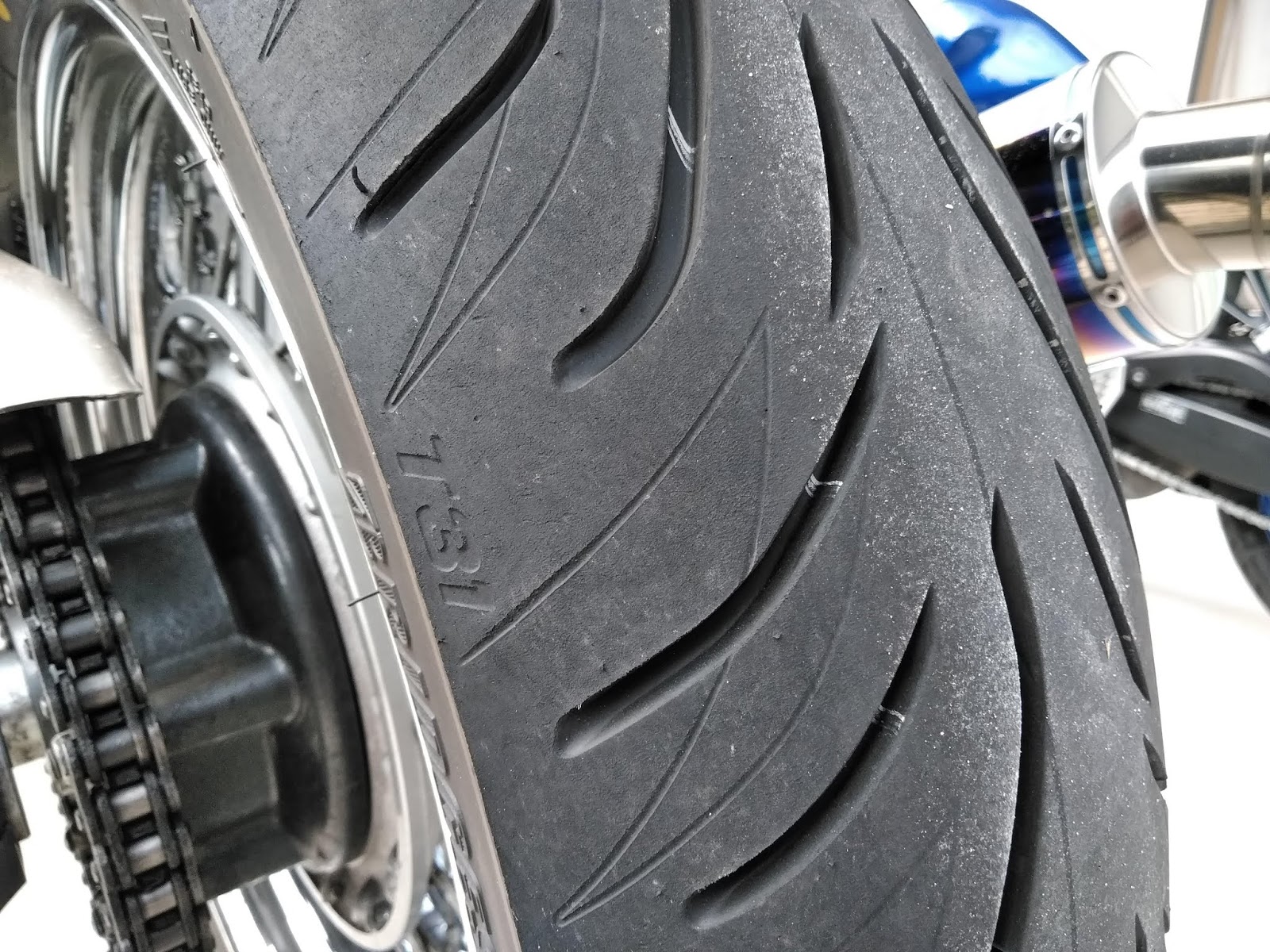 １着でも送料無料 ブリヂストン BRIDGESTONE MCR05483 BATTLAX SPORT TOURING T31 リア 160  60ZR18 M C 70W TL B4961914865122