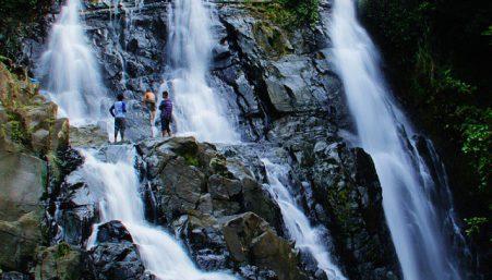 Curug Tegalrejo: Lokasi, Rute, dan Harga Tiket Masuk Terbaru