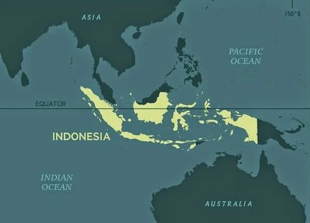 Berdasarkan kondisi geologis indonesia berada pada jalur pegunungan mediterania dan sirkum pasifik k