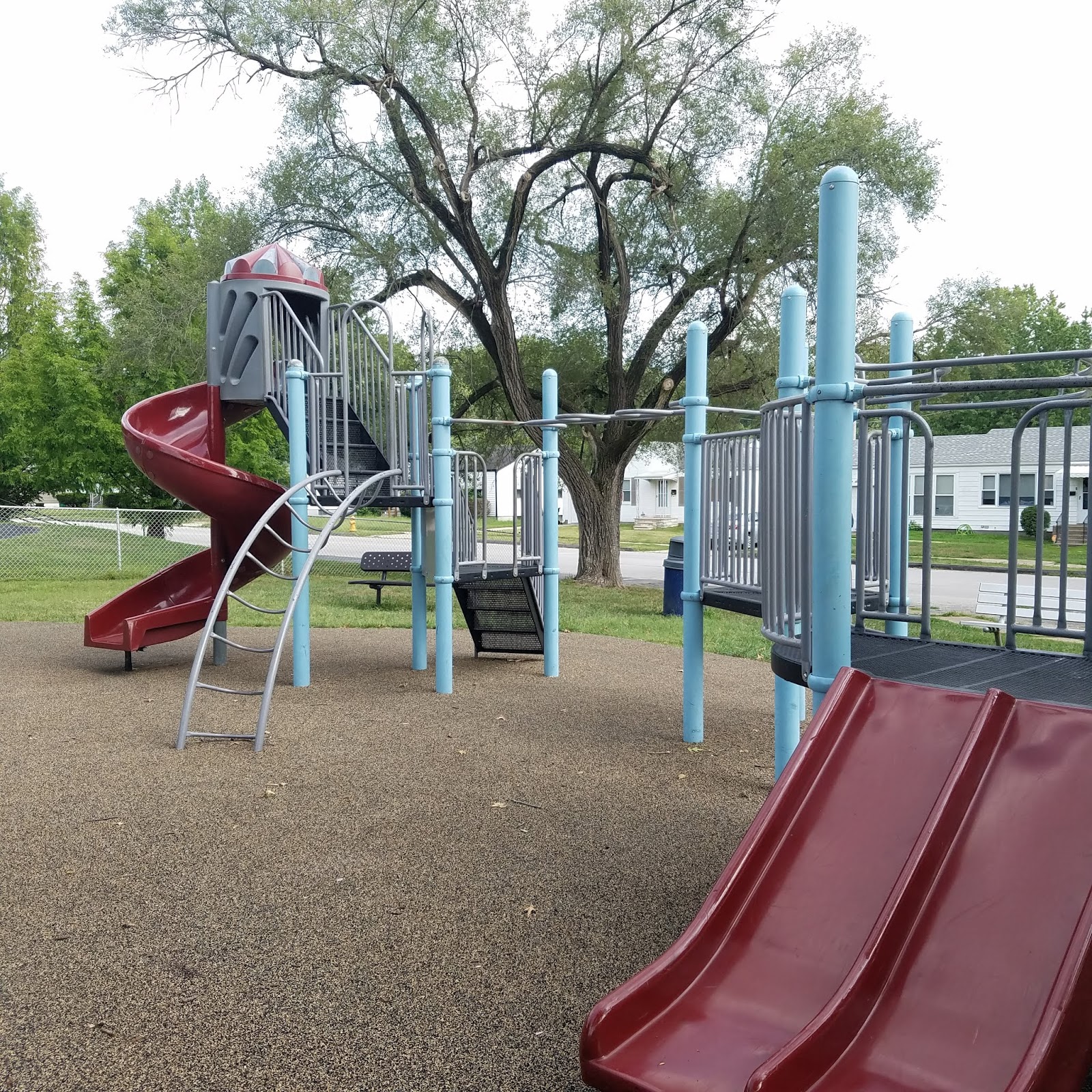 Play St. Louis Bissell Hills Park, Bellefontaine Neighbors