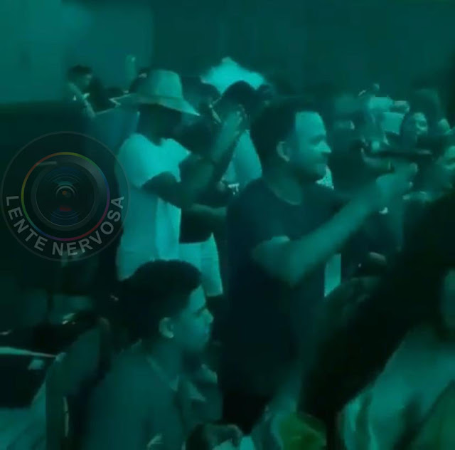 Cantor emite nota sobre aglomeração em CoronaFest no final de semana – LEIA NA ÍNTEGRA 3 Cantor emite nota sobre aglomeração em CoronaFest no final de semana – LEIA NA ÍNTEGRA