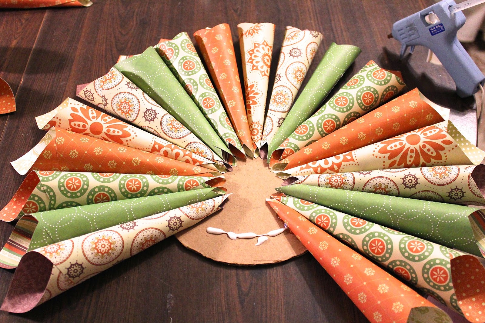 Flannel Jammies Farm a paper cone wreath tutorial for Autumn...