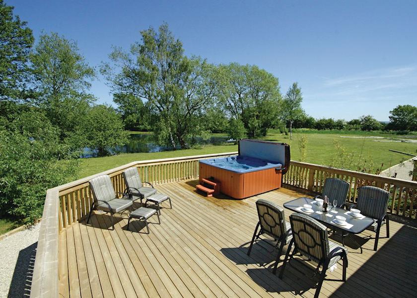 20 lodges with hot tubs within a 2 hour drive of Newcastle Upon Tyne
