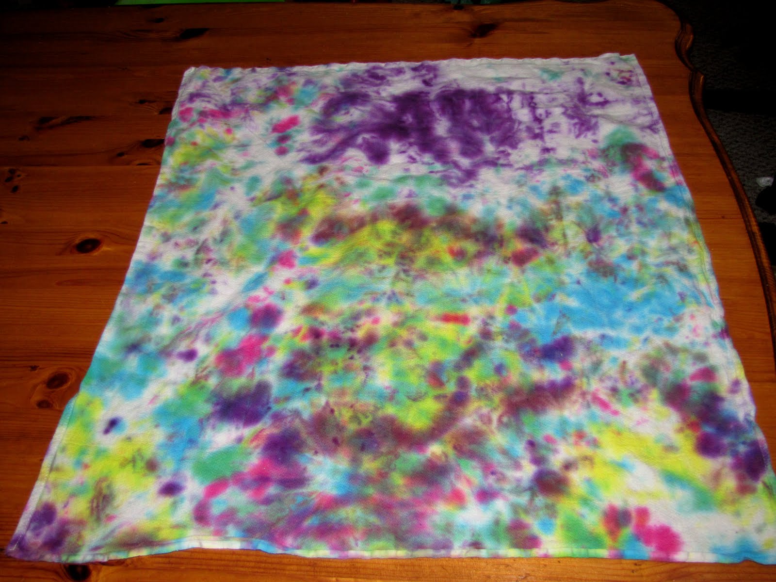 Tie Dying Diapers – A Flats/Handwashing Challenge Post! | SAPsMaMa