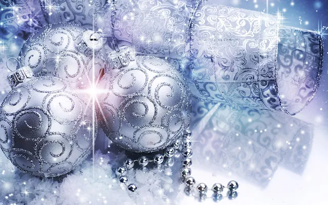 Kerst wallpaper met zilveren kerstballen