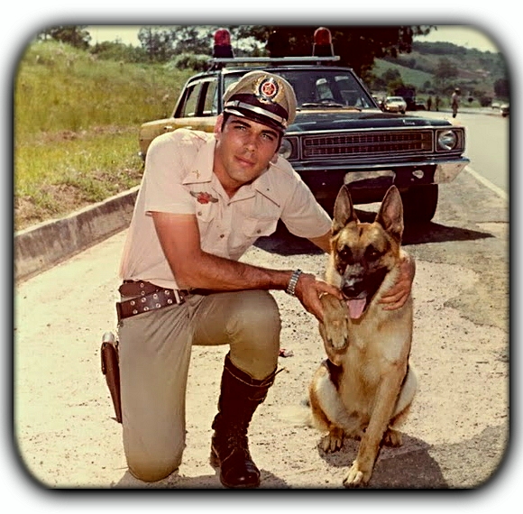 VIGILANTE RODOVIÁRIO EP: PILOTO (HDTV/NACIONAL/1080P) - 1978 01