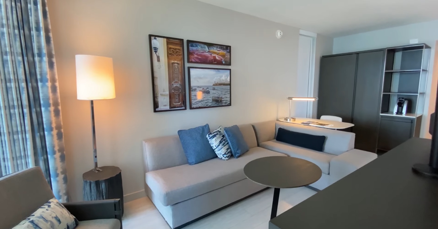 Hotel Interior Design Tour vs. Inside Hyatt Centric Brickell MIAMI Waterfront Hotel - 2020 4K!