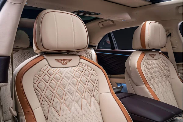 Bentley Flying Spur Hybrid ganha versão Odyssean Edition