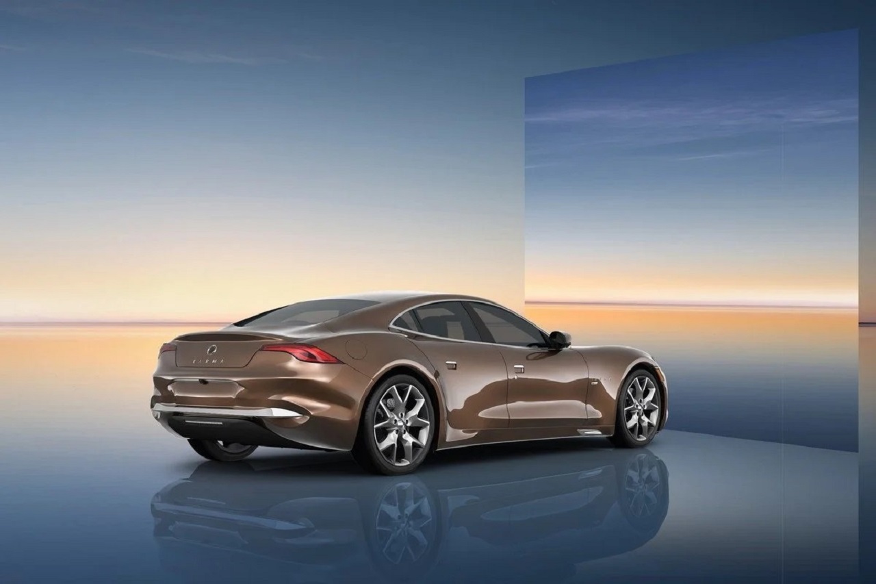 Karma apresenta o GS-6 e a versão elétrica GSe-6 do ex-Revero nos ...