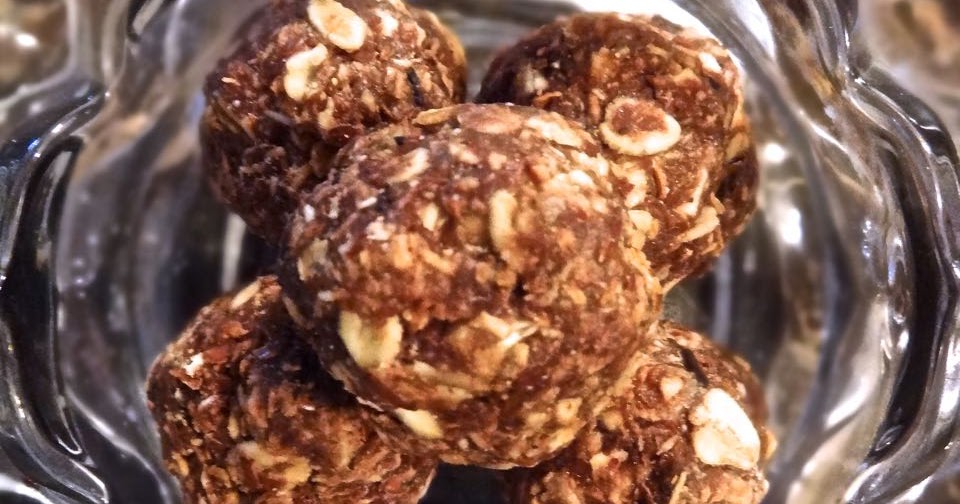 Scrumpdillyicious Anna's Oat, Honey, Flax Seed & Coconut Energy Balls