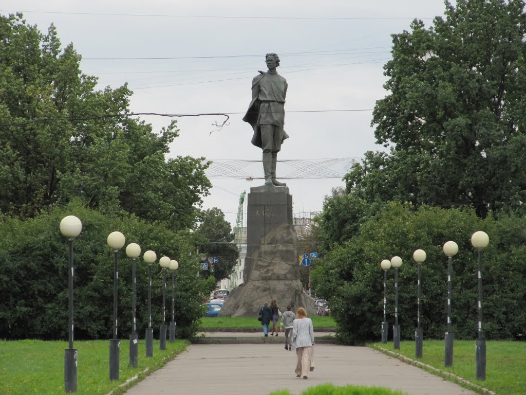 Площадь горького