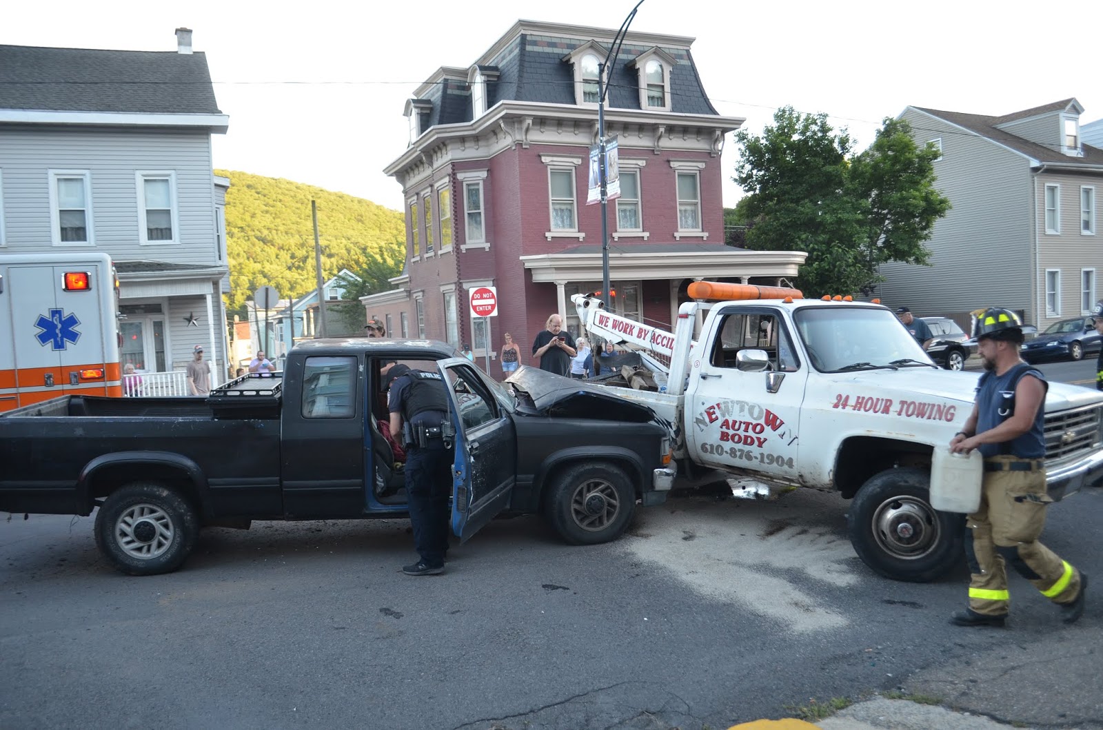 One Injured in TwoVehicle Crash Monday Evening in Ashland