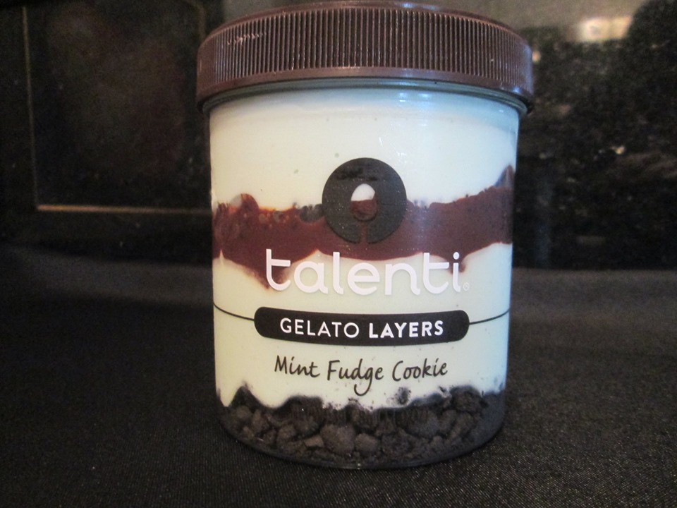 gelato vanilla fudge cookie gelato vanilla fudge cookie