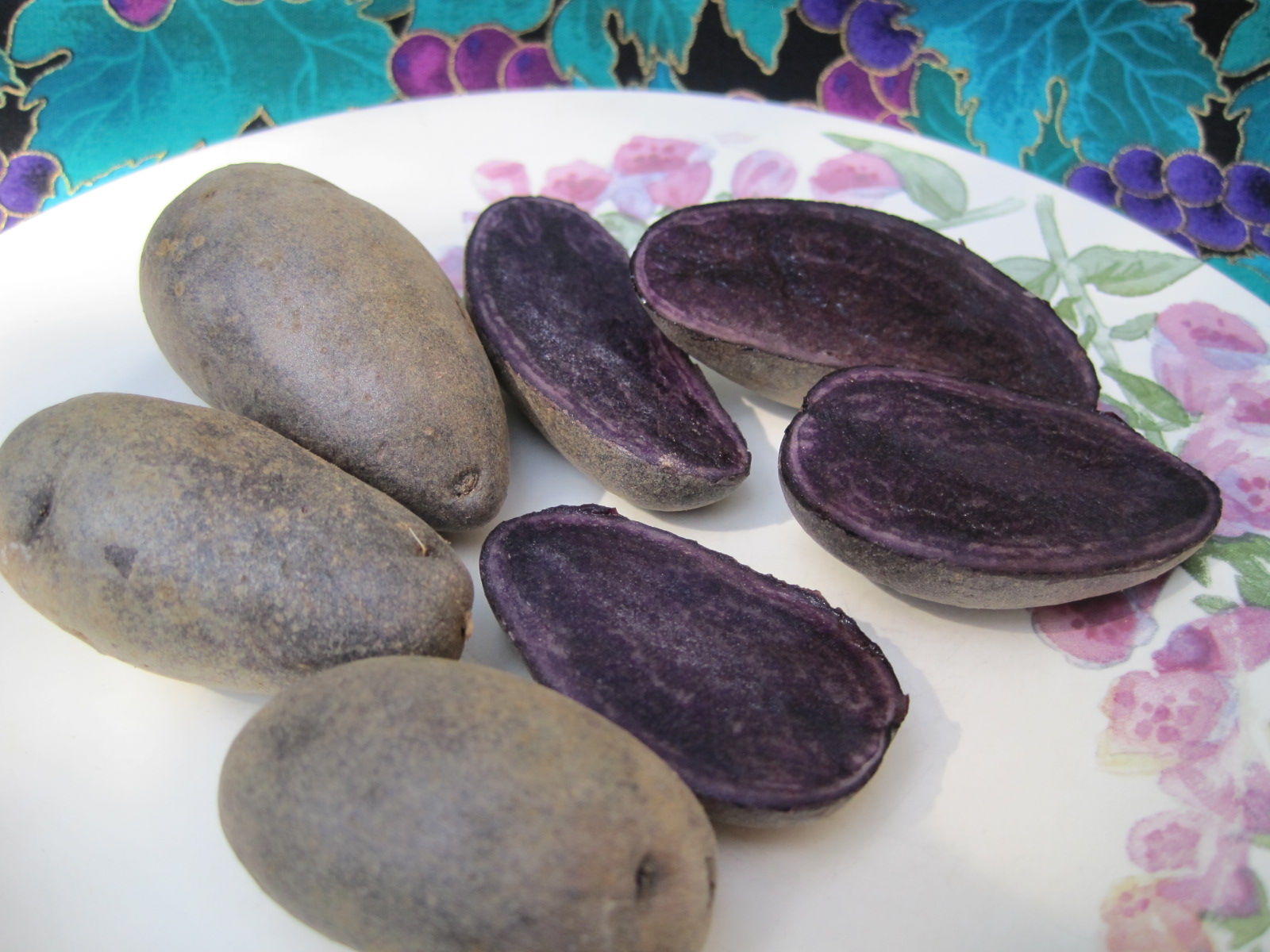 Mom's Cooking Help Purple Peruvian Potatoes What Are They and How Do I Cook with Them?