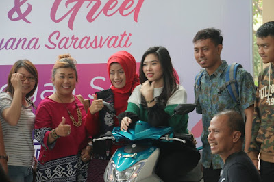 Meet & Greet di event Mio S Roadshow Concert Semarang Meet & Greet di event Mio S Roadshow Concert Semarang