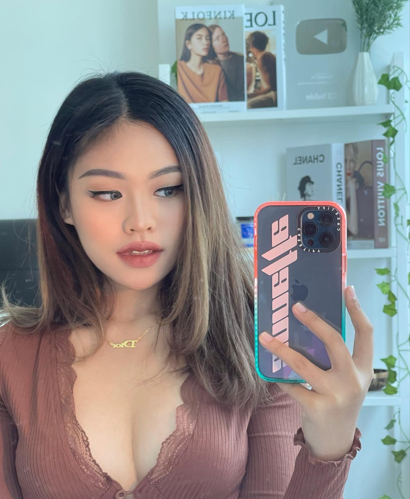 Annette Trakteer Leaks Photos (Inez Anastasya)