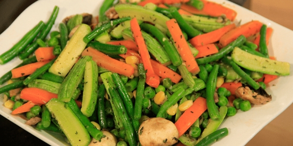 طريقة تحضير الخضار السوتيه طريقة تحضير الخضار السوتيه