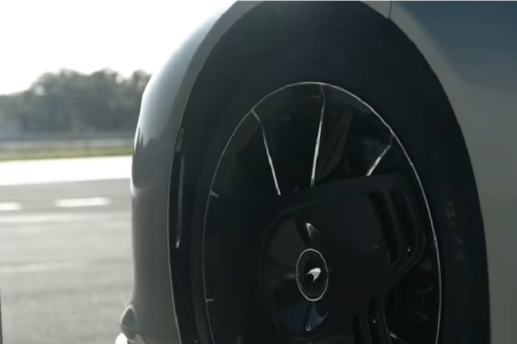 McLaren hé lộ bí mật hệ thống hybrid trên siêu xe Speedtail