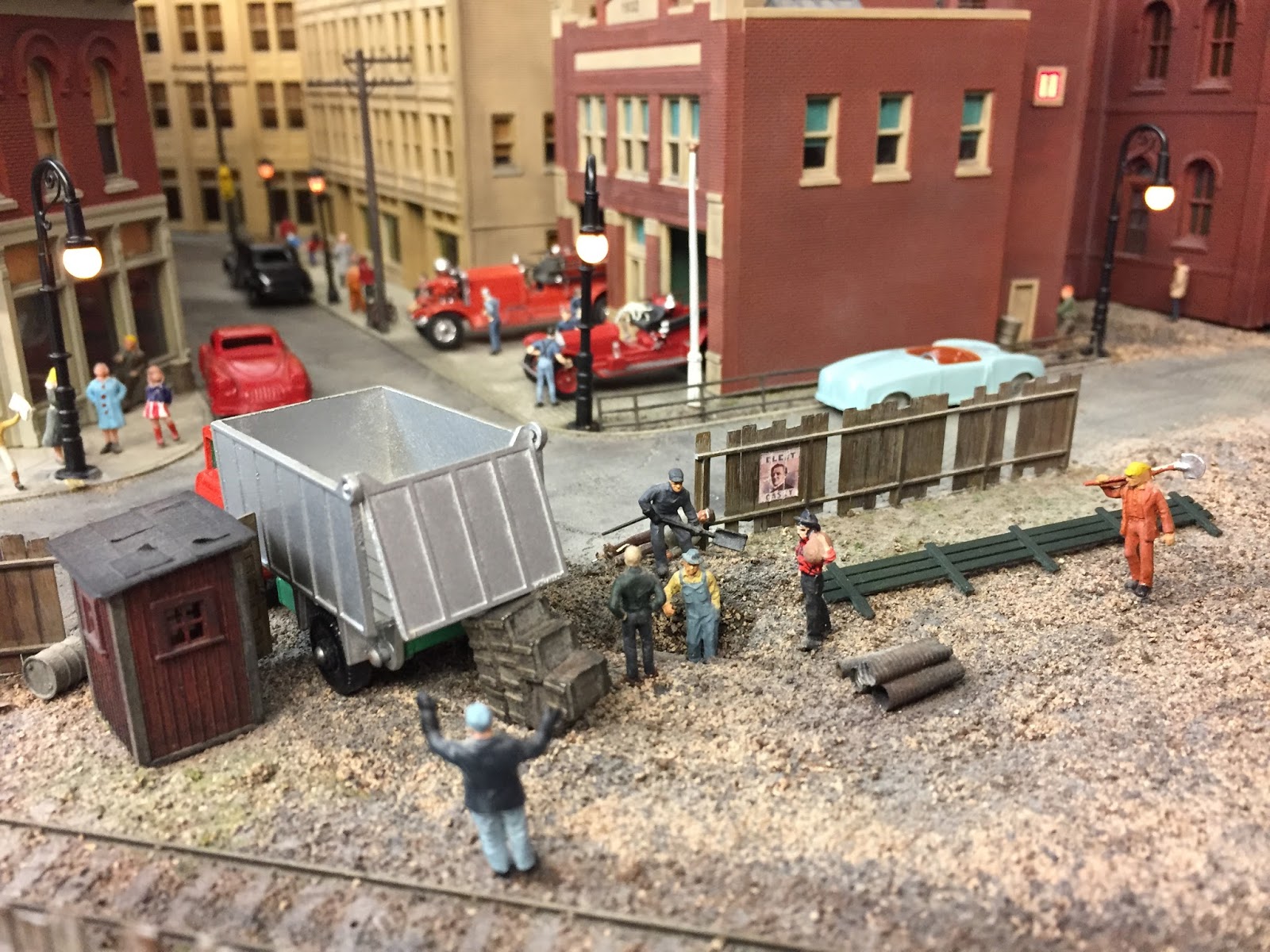 The Valley Local 'tis the Season for Trains & Travel Nauset MRR Club