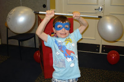 Superhero Birthday Party Ideas on Diy Super Hero Party