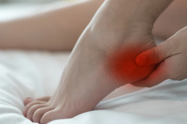 What are the Symptoms of Plantar Fasciitis