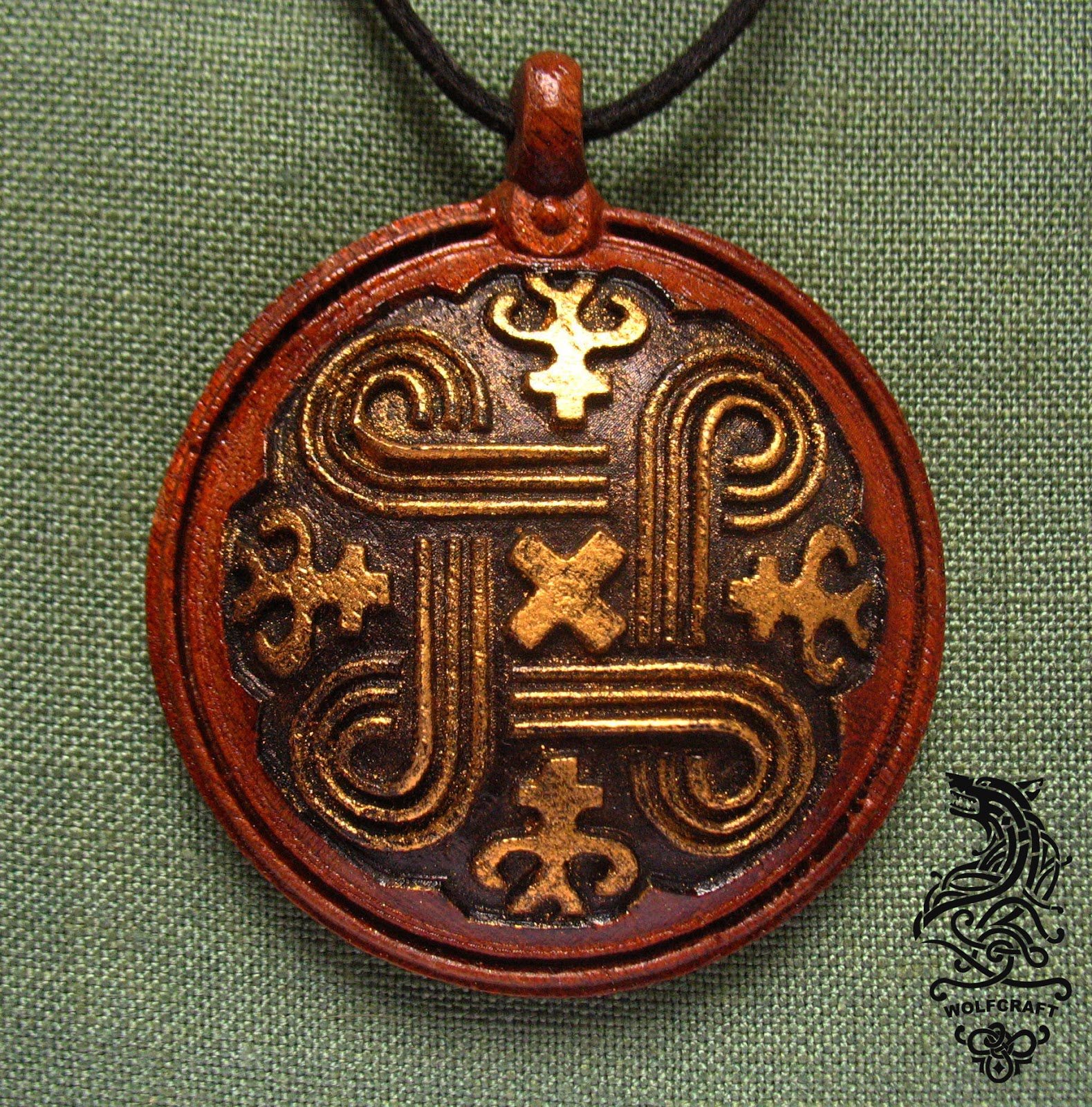 Mandragora pogańska biżuteria i rękodzieło Wisior Freyi ze złoceniem