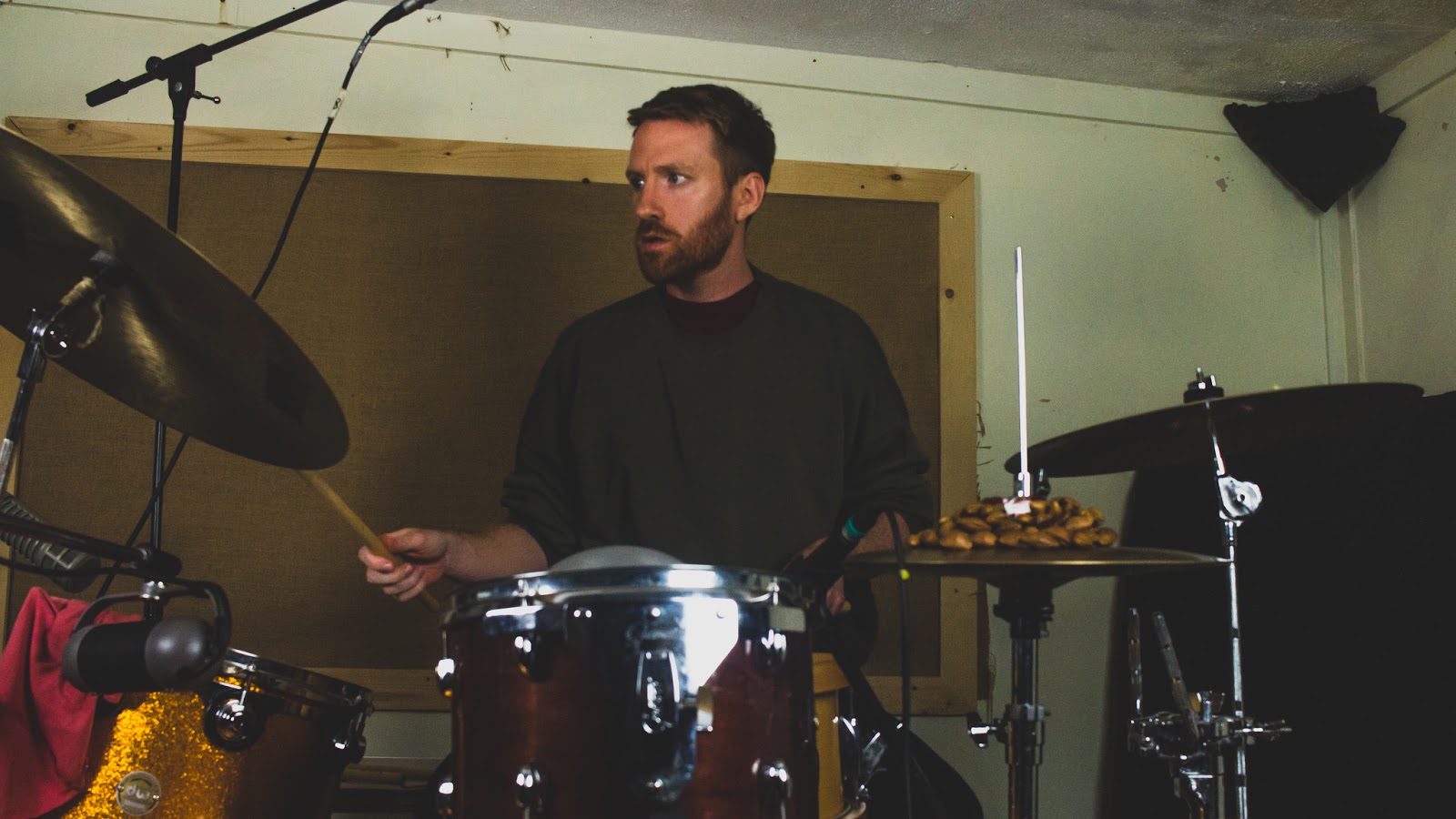 Lorcan Byrne Drummer / Percussionist Irish Drummers