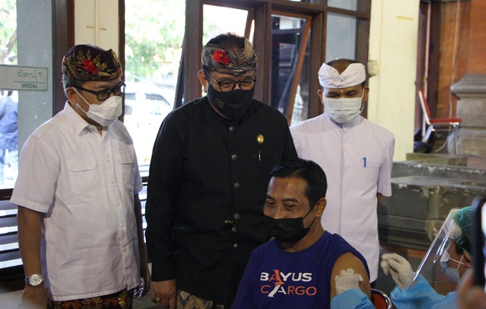 Wagub Cok Ace Apresiasi Semangat Warga Bali Sukseskan Program Vaksinasi Covid-19
