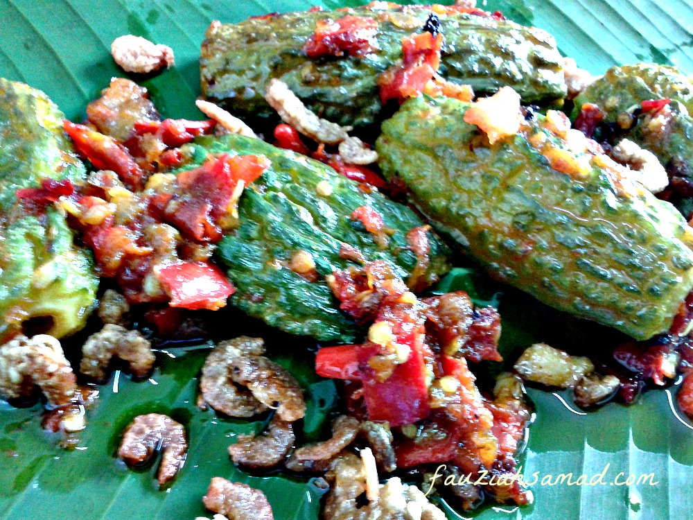 Peria Goreng Berlado Udang Kering Vs Asam Pedas Tenggiri