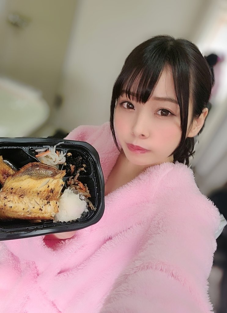 야기 나나 - 디쁠