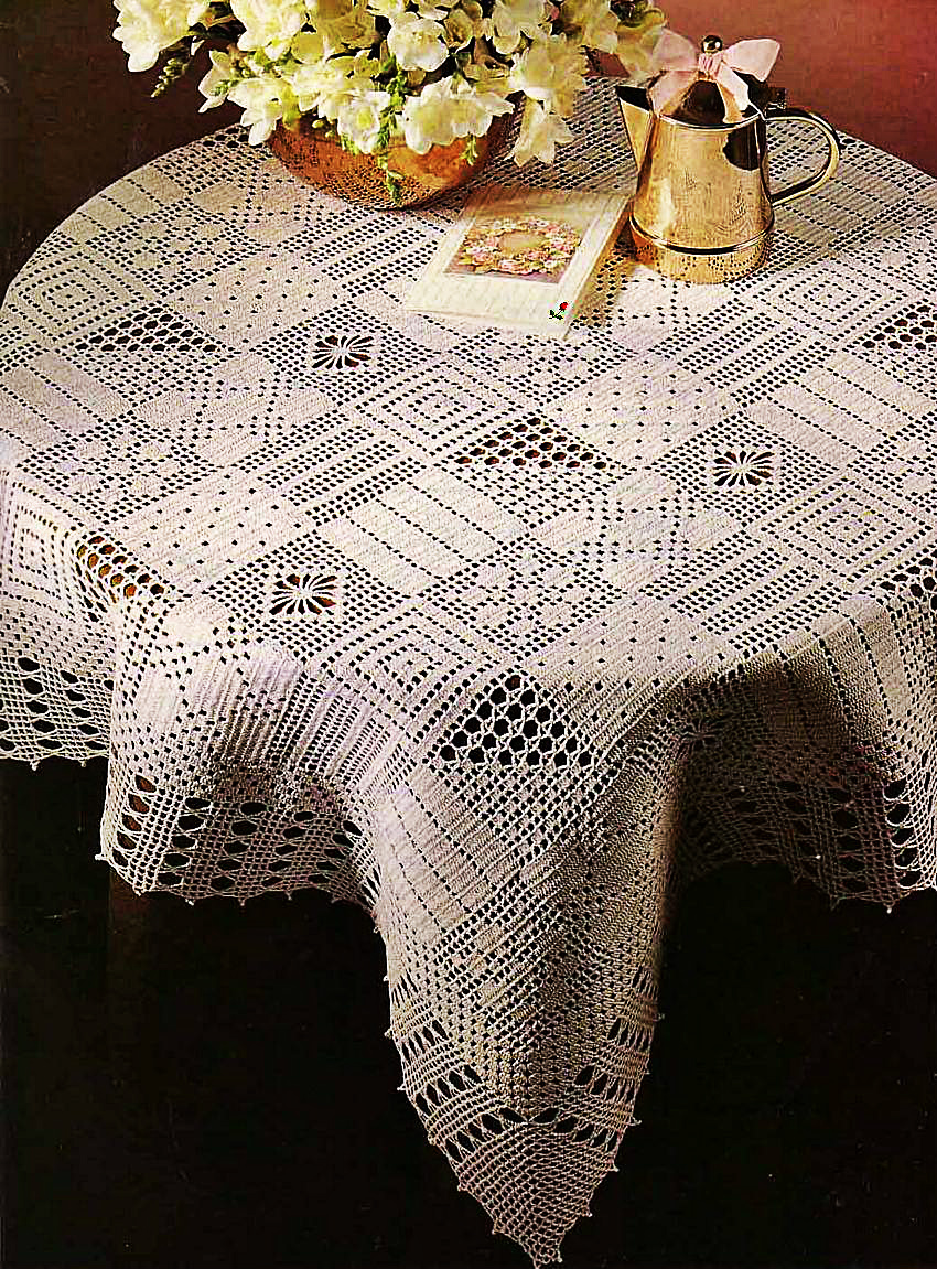вязание крючком скатерть квадратные. вязание крючком скатерть квадратные. вязание крючком скатерть квадратные. квадратная салфетка крючком. скатерть из мотивов.
