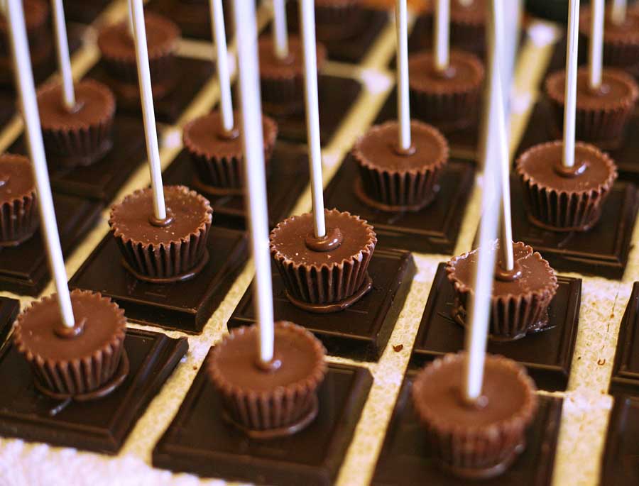 Kay's Keepers Graduation Peanut Butter Cup Caps